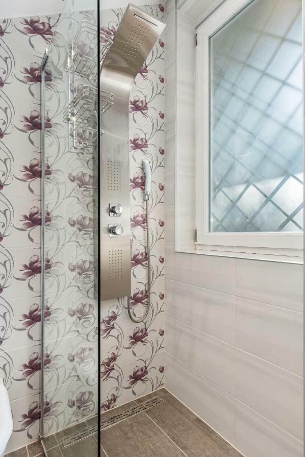 Apartman Villa Carolina Rijeka Dış mekan fotoğraf